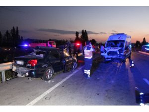 Kütahya’da zincirleme trafik kazası: 3 ölü, 4 yaralı