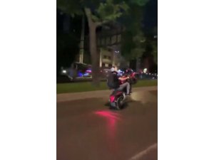 Motosikletli magandanın tek teker terörü kamerada