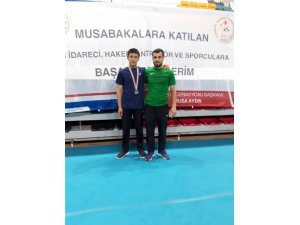 Emir Ömer Bozdağ, Güreş Milli Takımı kampına davet edildi