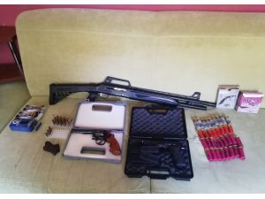 GÜNCELLEME - Adana'da 3 kişinin yaşamını yitirdiği silahlı saldırı