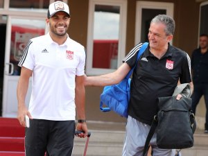 Sivasspor kafilesi Rize’ye gitti