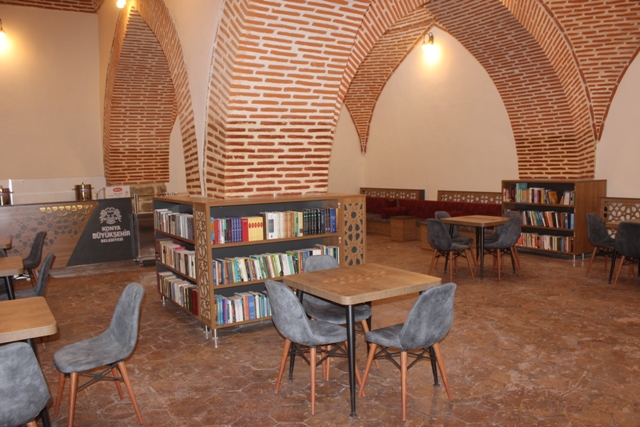 Karapınar Millet Kıraathanesi'ne yoğun ilgi