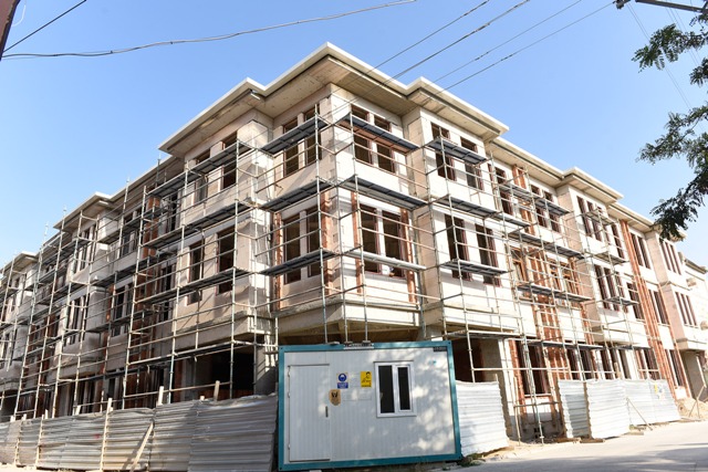 Başkan Altay Külliye ve Cami inşaatlarını inceledi