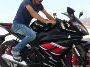 İzmir’de motosiklet ile kamyonet çarpıştı: 1 ölü, 1 yaralı