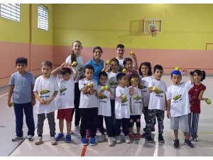 Tenis yaz okulu tam gaz
