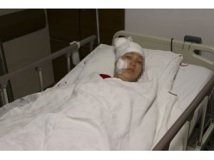 Doğum yapan eşini bıçakladı