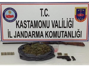 Jandarma’dan uyuşturucu operasyonu