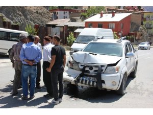 Hakkari’de trafik kazası: 1 kişi yaralandı