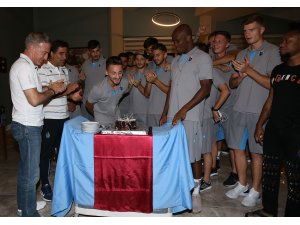 Trabzonspor'da Donis Avdijaj'ın doğum günü kutlandı