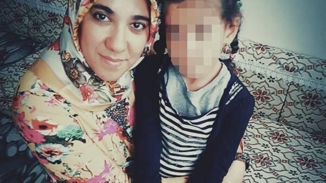 Sözleri yürekleri yaktı Babası, annesini 20 yerinden bıçakladı