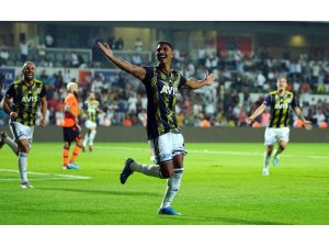 Fenerbahçe son dakikada güldü