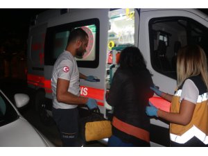 Kız kardeşini sokak ortasında öldüresiye dövüp bıçakladı