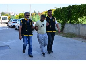 Cep telefonu için dehşet saçan gaspçılar polisten kaçamadı