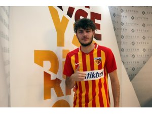 Kayserispor, Furkan Polat ile 5 yıllık sözleşme imzaladı