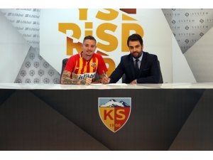 Kayserispor'a Brezilyalı orta saha oyuncusu