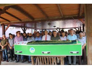 Denizde boğulan genç son yolcuğuna uğurlandı