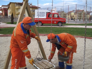 Parklara mobil bakım ekibi
