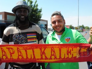 Emmanuel Adebayor Kayseri’ye geldi