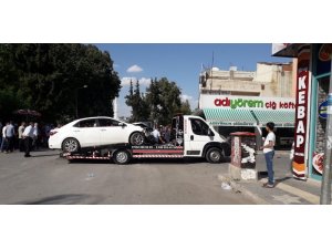 Otomobil ile motosiklet çarpıştı: 2 yaralı