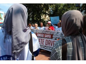 Memurlar zam için meydana indi