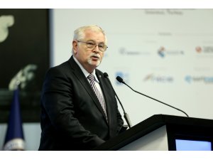 "Akdeniz'de 'oldu bitti'ye boyun eğmeyeceğiz"