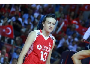 Milli voleybolcu Meryem Boz, Aydın’ı gururlandırıyor