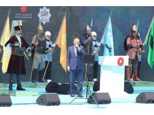 Cumhurbaşkanı Erdoğan: “Müslümanlara yönelik saldırılar devam ediyor”