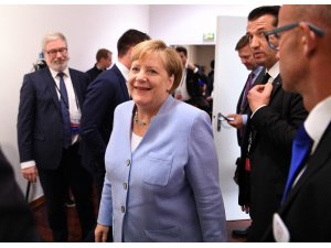 Yeni küresel siyasette Almanya: Tarihin prangası mı, değişimin ayak sesleri mi?