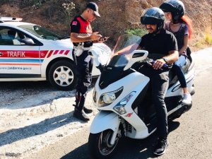 Kasksız sürücülere 113 bin TL ceza