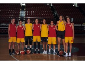 Bellona Kayseri Basketbol topbaşı yaptı
