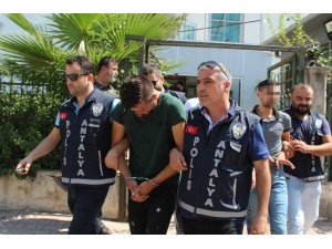 Gasp şüphelilerine yakınlarından "arkandayız oğlum" desteği