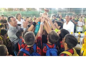 Spor Okulları Yaz Ligi’nde kupa heyecanı yaşandı