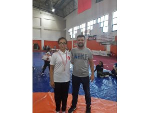 Minik güreşçi milli takım kampında