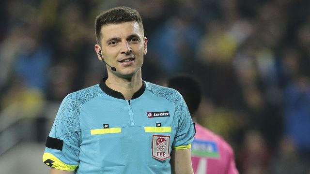 Antalyaspor maçı hakemi  Ümit Öztürk