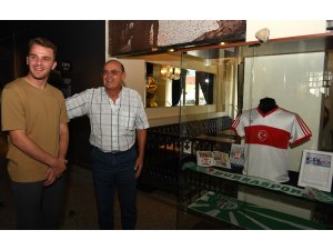 Efsane kaptanın millî forması müzelik oldu