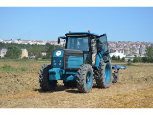 Türkiye’nin ilk yerli ve milli elektrikli traktörü sahalarda