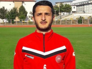 CÜSK, 8 futbolcuyu kadrosuna kattı