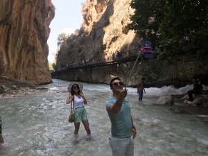 Günde 5 bin turist Saklıkent’i ziyaret ediyor
