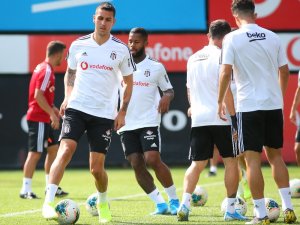 Beşiktaş kondisyon ve taktik çalıştı