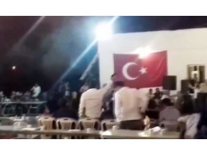 Çocuklara aldırış etmediler, magandalığa devam ettiler