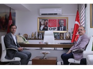 AK Partili ve CHP’li başkandan İzmir için ortak hareket etme vurgusu