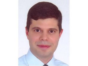 Profesör, 7’nci kattan atlayarak intihar etti