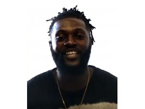 Adebayor’dan maça davet