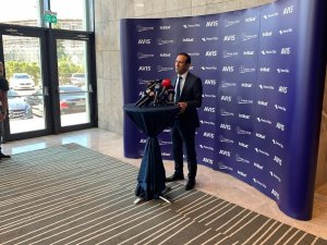 Adil Gevrek: “Heyecan veren bir takım oluşturduk”