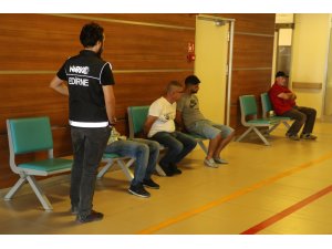 Edirne’de uyuşturucu tacirlerine ağır darbe