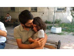 Balkondan düşen bebekten sevindiren haber