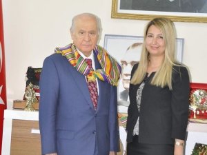 Söğüt’te MHP’nin Kadın Kollarında bayrak değişimi