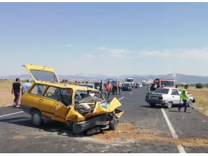 Burdur’da trafik kazası : 1 ölü, 9 yaralı