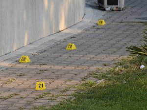 Polisle çatışıp suçluyu hastaneden kaçırmak istediler