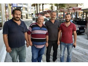 Bir ilçeyi dolandırıp kaçtılar